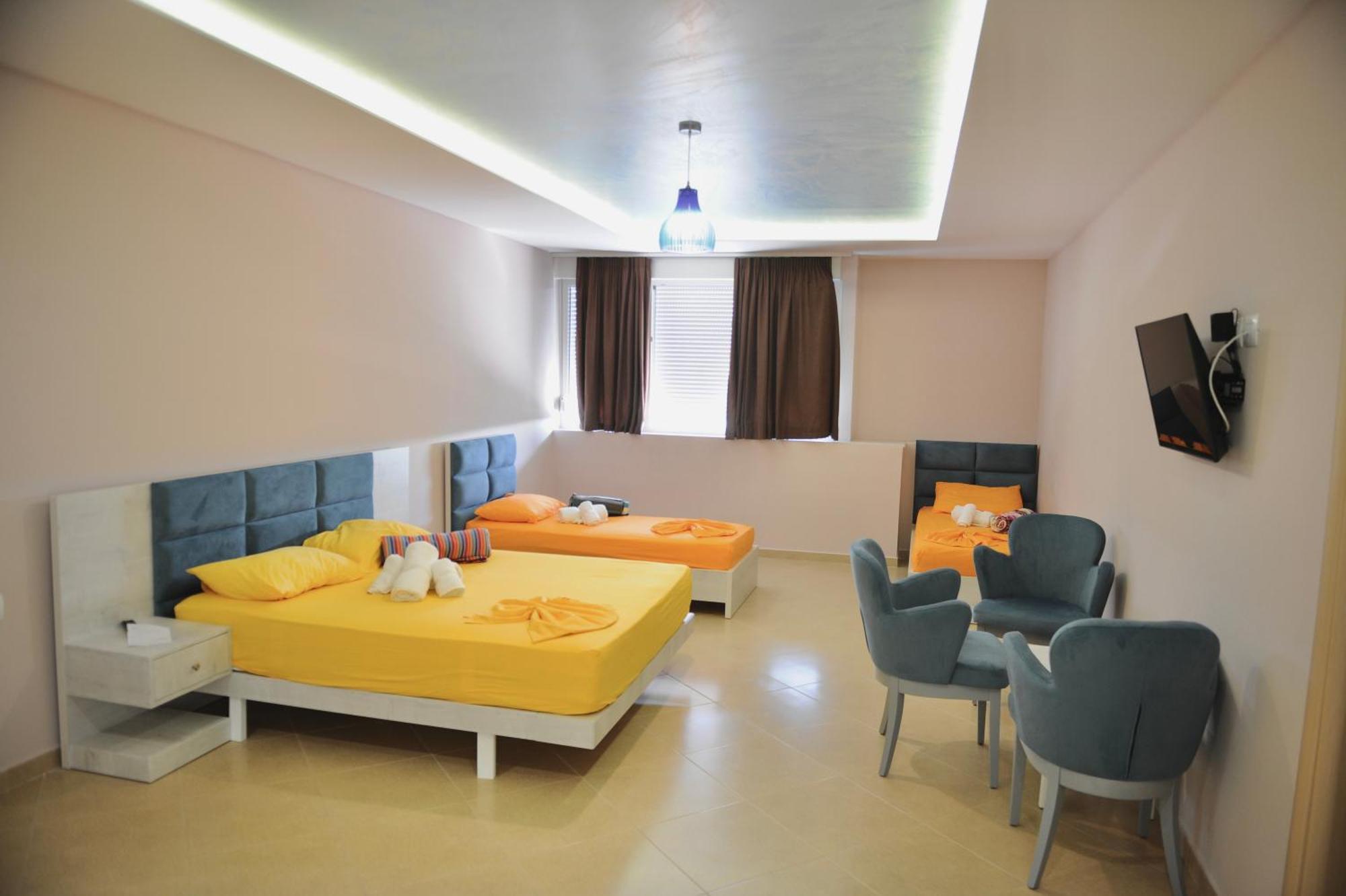 Hotel Fish Land Plazhi San Pietro エクステリア 写真